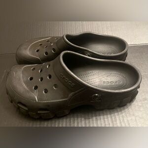 Crocs Iconic Comfort men’s Black Slip On Lug Tread size 11